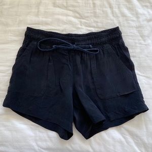 Hard Tail Black Shorts.
